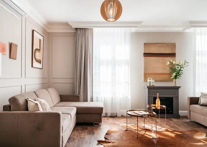 District17 By Staylab 3*