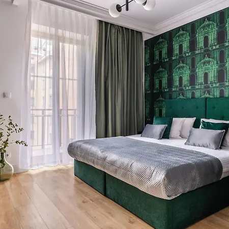 Aparthotel District17 By Staylab