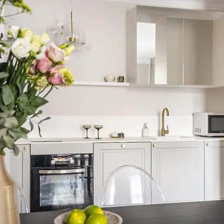 District17 By Staylab Lägenhetshotell Kraków