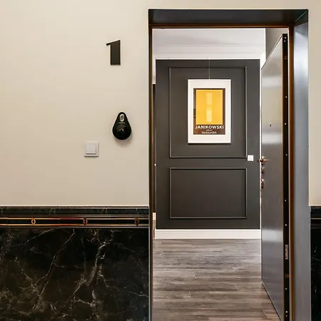 District17 By Staylab Aparthotel Krakau