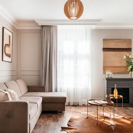 District17 By Staylab 3*