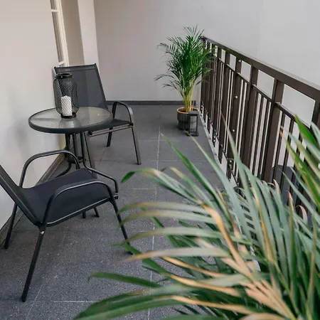 District17 By Staylab 3*