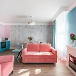 Aparthotel District17 By Staylab Krakov